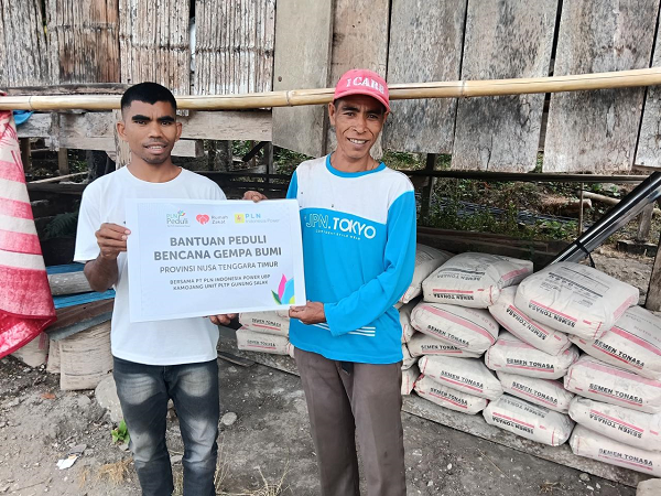 Rumah Zakat dan PLN IP UBP Kamojang Salurkan Bantuan Bahan Bangunan