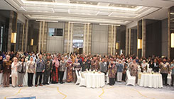 Menyelaraskan Sumitronomics dengan Penguatan Literasi Keuangan Syariah