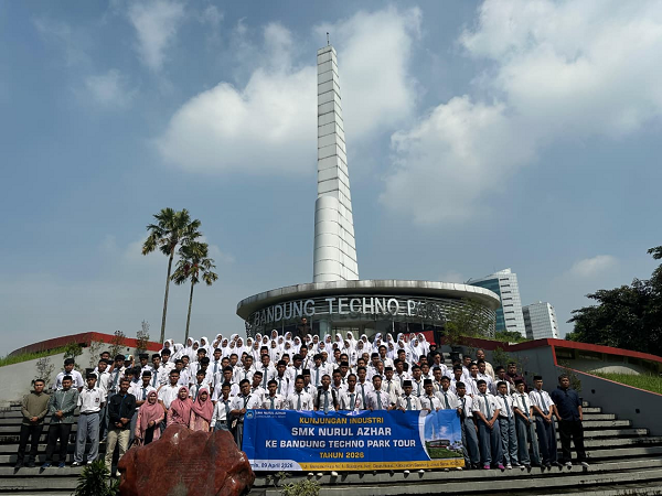 Kunjungan Industri SMK Nurul Azhar ke Techno Park: Menumbuhkan Inovasi dan Jiwa Technopreneur Muda