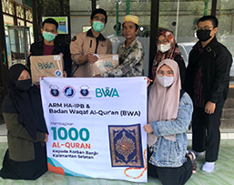 ARM HA-IPB dan  BWA Berbagi 1000 al Quran di Kalsel