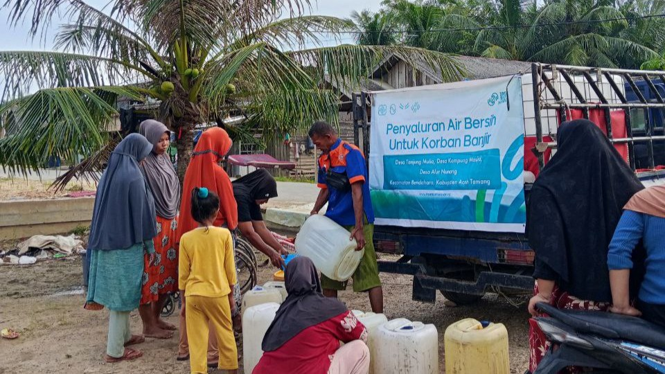 Bantuan Terus Berjalan, Air Bersih dan Alat Ibadah untuk Warga Terdampak Banjir Aceh Sumatra