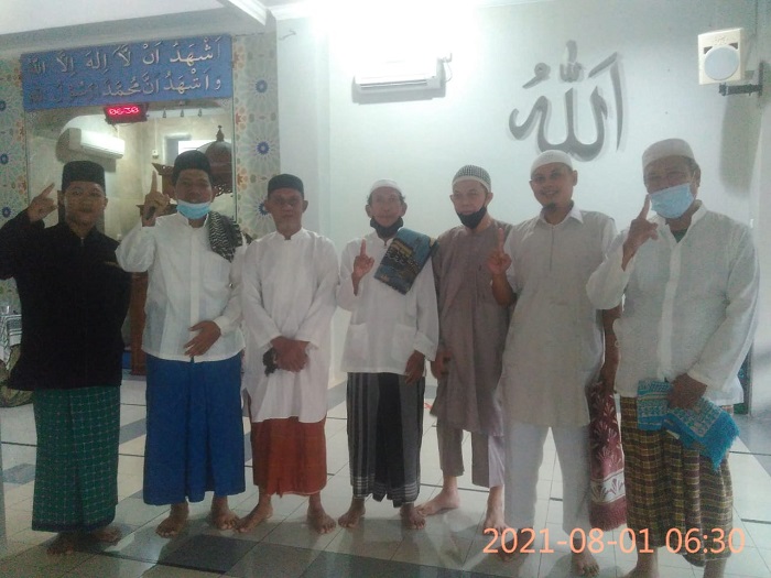 [Berita Foto] Kuliah Subuh di Masjid Al Ikhwah, Depok