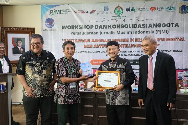 Jurnalis Muslim Ditantang Jaga Marwah Profesi di Tengah Gempuran Disrupsi Digital dan AI