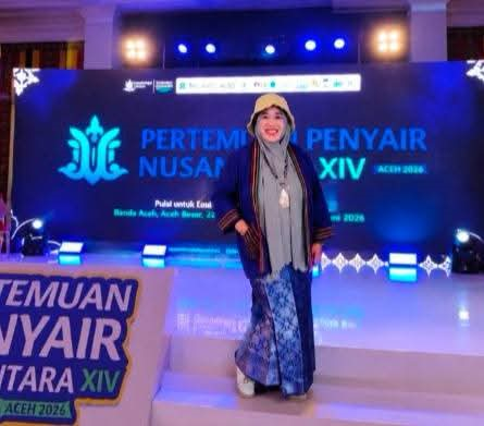 Rissa Churria, Pendidik dan Penyair Bekasi Hadir dalam Pertemuan Penyair Nusantara XIV Aceh 